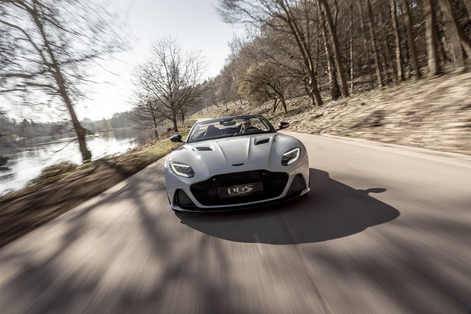 2019 Aston Martin DBS Superleggera Volante